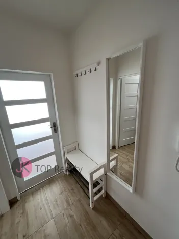 Pronájem bytu 1+kk, Praha - Strašnice, Vinohradská, 41 m2