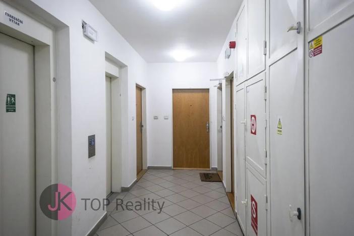 Pronájem bytu 1+kk, Praha - Strašnice, Vinohradská, 41 m2