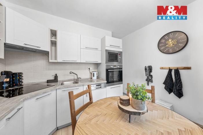 Prodej bytu 2+1, Děčín, Žerotínova, 61 m2