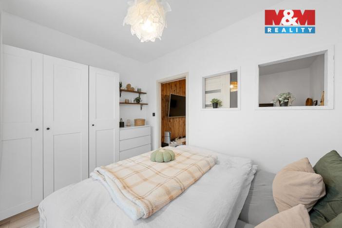 Prodej bytu 2+1, Děčín, Žerotínova, 61 m2