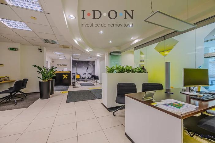 Prodej obchodního prostoru, Opava, Horní náměstí, 634 m2