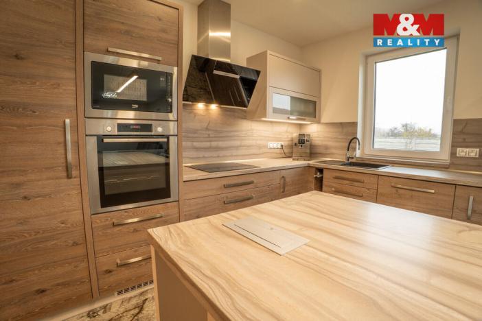 Prodej rodinného domu, Pouzdřany, Za Obecním úřadem, 207 m2