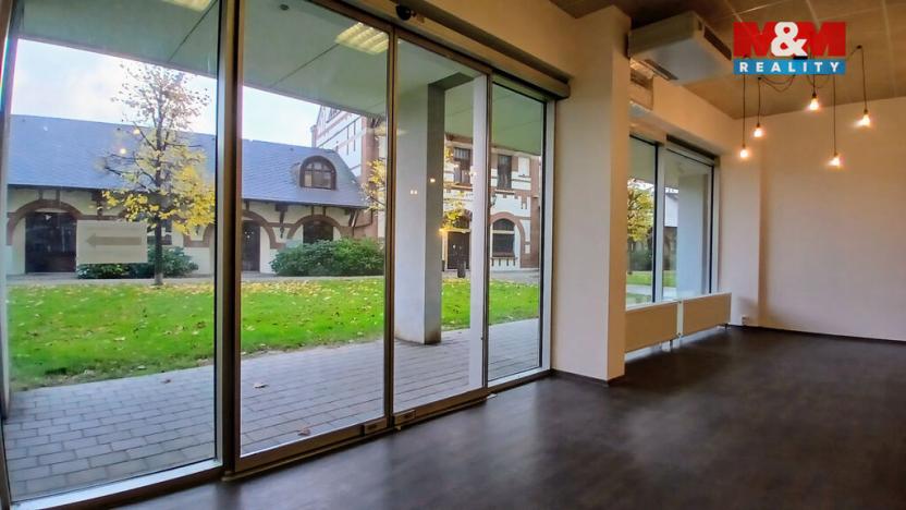 Pronájem kanceláře, Praha, Jankovcova, 58 m2