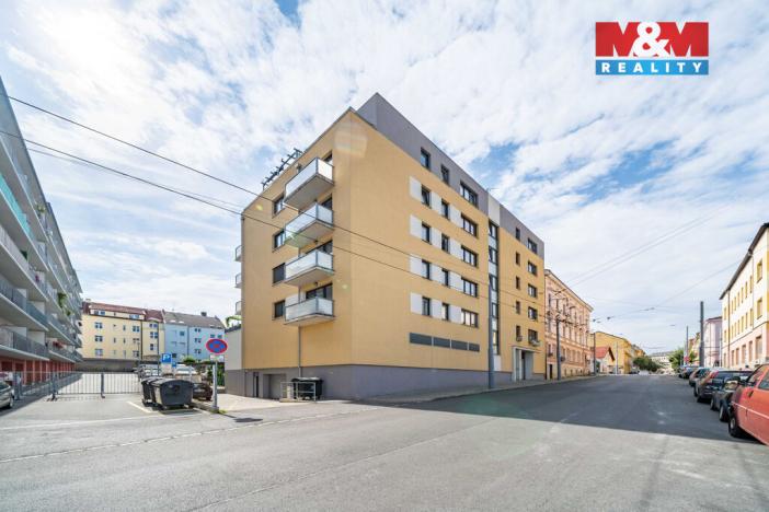 Pronájem bytu 1+kk, Plzeň - Jižní Předměstí, Presslova, 36 m2