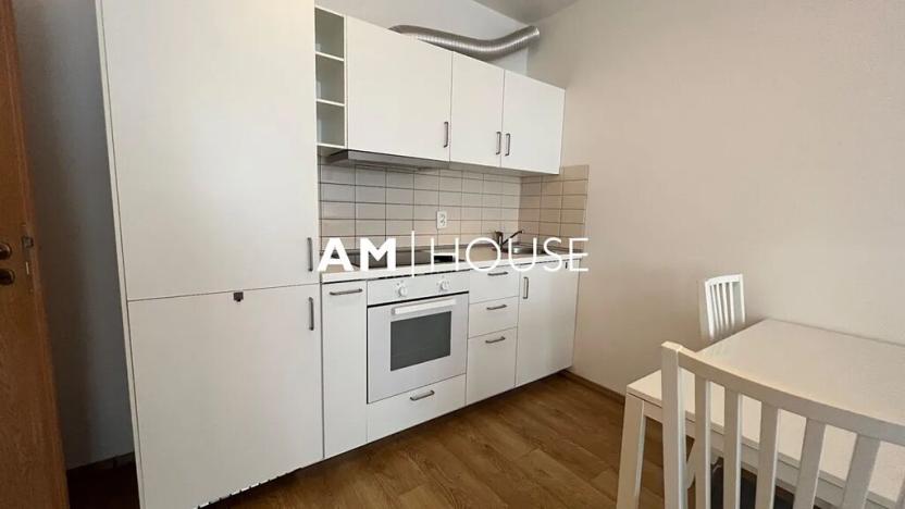 Pronájem bytu 2+kk, Praha - Stodůlky, Svitákova, 50 m2