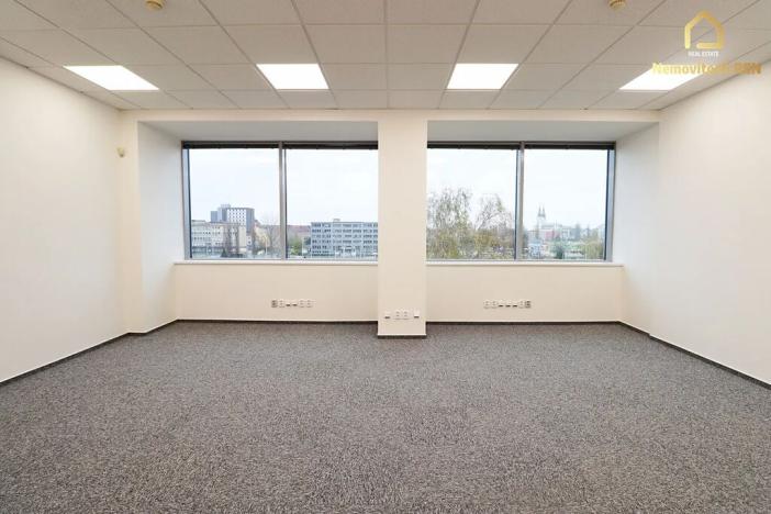 Pronájem kanceláře, Ostrava, Varenská, 275 m2