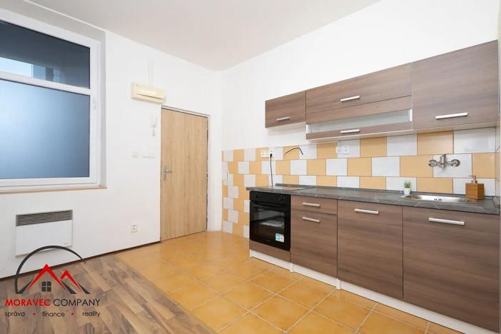 Pronájem bytu 2+1, Ostrava, Mariánskohorská, 51 m2