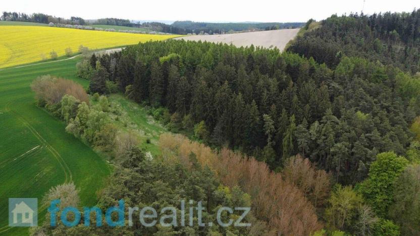 Prodej pole, Křenov, 16180 m2