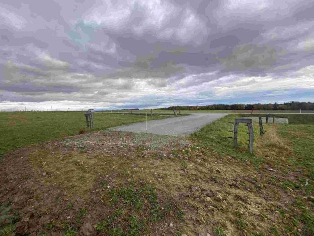 Prodej komerčního pozemku, Strážkovice, 4604 m2