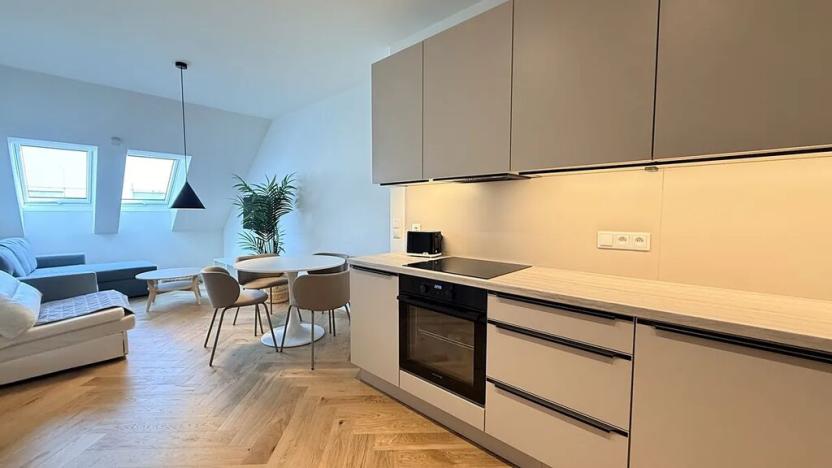 Pronájem bytu 2+kk, Praha - Vršovice, Tolstého, 48 m2