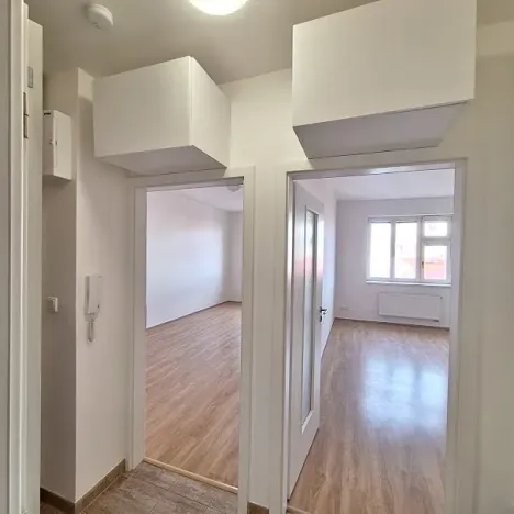 Pronájem bytu 2+kk, Praha - Vršovice, Rybalkova, 45 m2