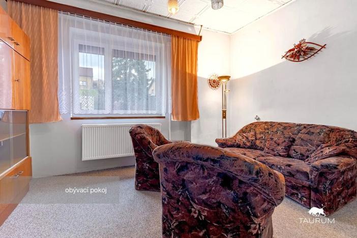 Prodej rodinného domu, Tlučná, Hlavní, 290 m2