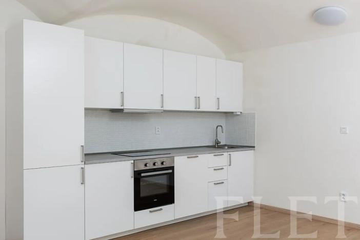 Pronájem bytu 1+kk, Praha - Libeň, Františka Kadlece, 38 m2