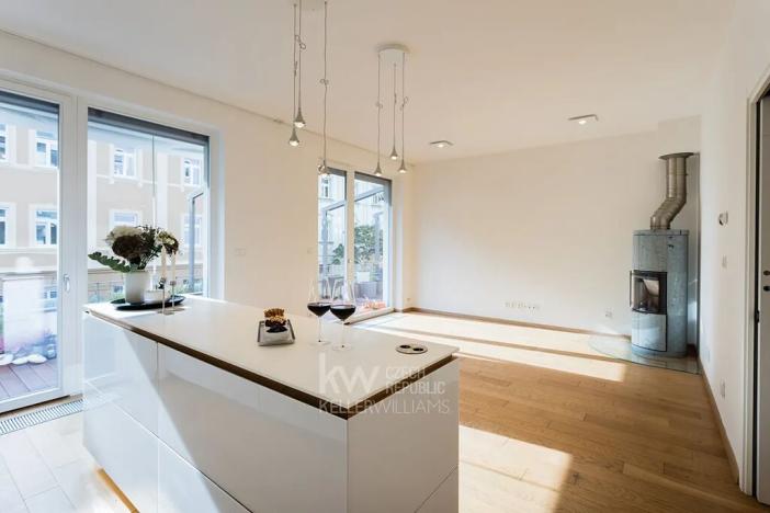 Prodej bytu 4+kk, Praha - Břevnov, Na Petynce, 101 m2