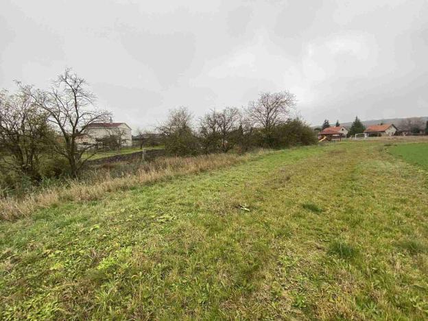 Prodej pozemku, Opolany, 1293 m2