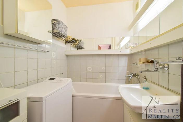 Prodej bytu 3+1, Praha - Újezd nad Lesy, Žiželická, 62 m2