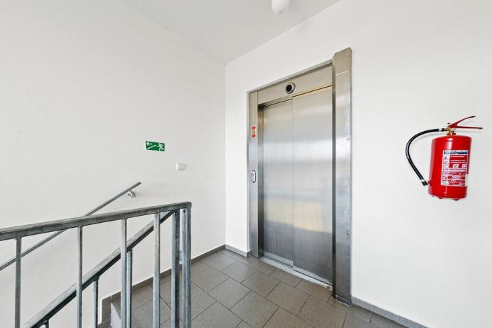 Prodej bytu 1+1, Týnec nad Sázavou - Brodce, Na Kněžině, 39 m2