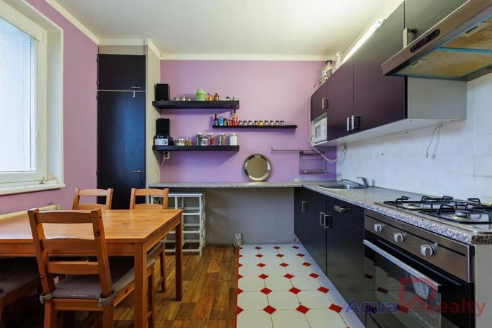 Prodej bytu 3+1, Loket, Sportovní, 72 m2