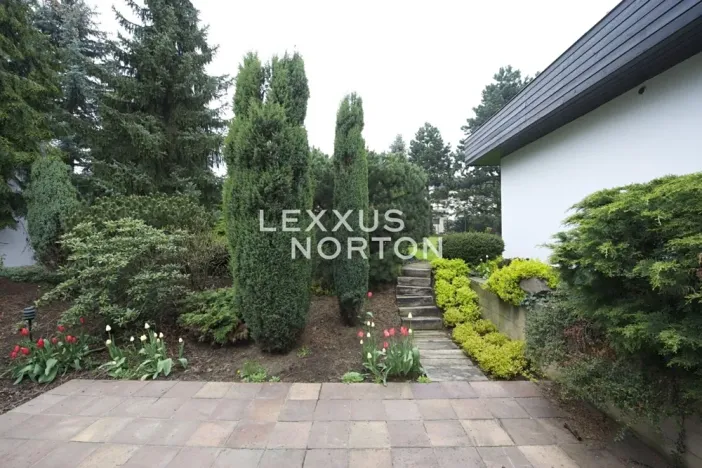 Pronájem rodinného domu, Praha - Kunratice, Ke hrádku, 417 m2