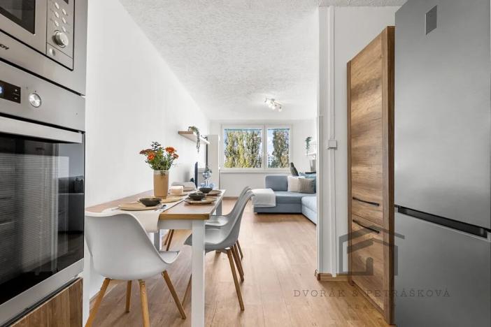 Prodej bytu 3+kk, Praha - Horní Měcholupy, Janovská, 63 m2