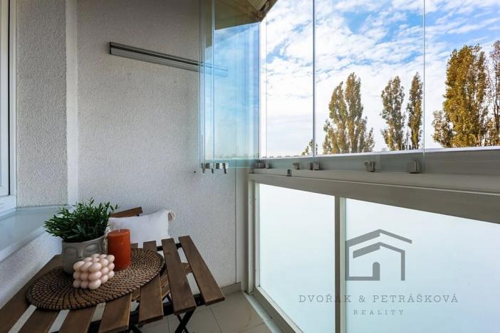 Prodej bytu 3+kk, Praha - Horní Měcholupy, Janovská, 63 m2