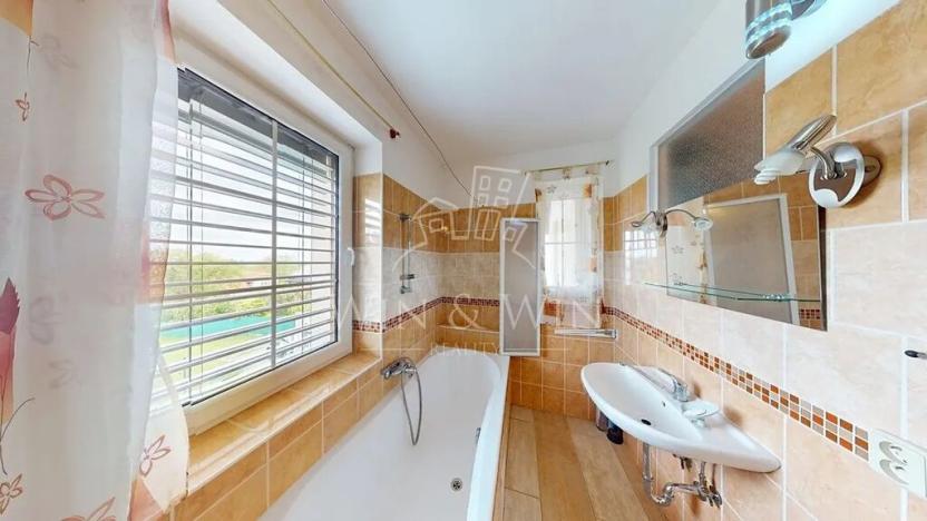 Prodej rodinného domu, Zdiby, 260 m2