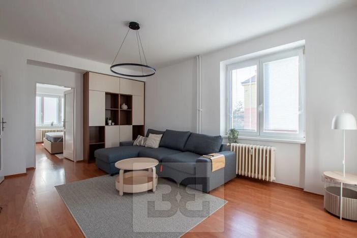 Pronájem bytu 2+kk, Praha - Záběhlice, Jabloňová, 52 m2