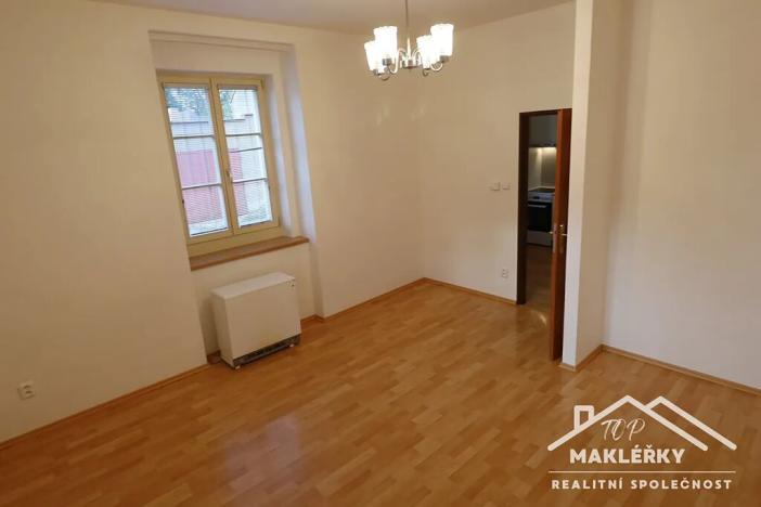 Pronájem bytu 1+1, Kutná Hora, Pobřežní, 35 m2