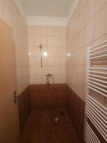 Prodej výrobních prostor, Studnice, 3543 m2