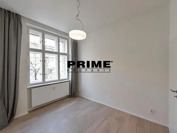 Pronájem bytu 2+kk, Praha - Vinohrady, Lucemburská, 50 m2