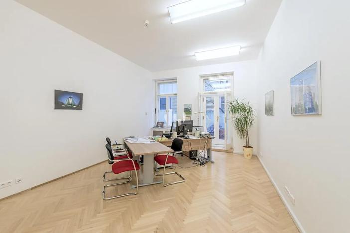 Pronájem kanceláře, Praha - Nové Město, Václavské náměstí, 100 m2