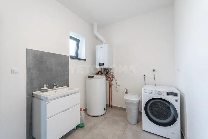 Prodej rodinného domu, Kornatice, 270 m2