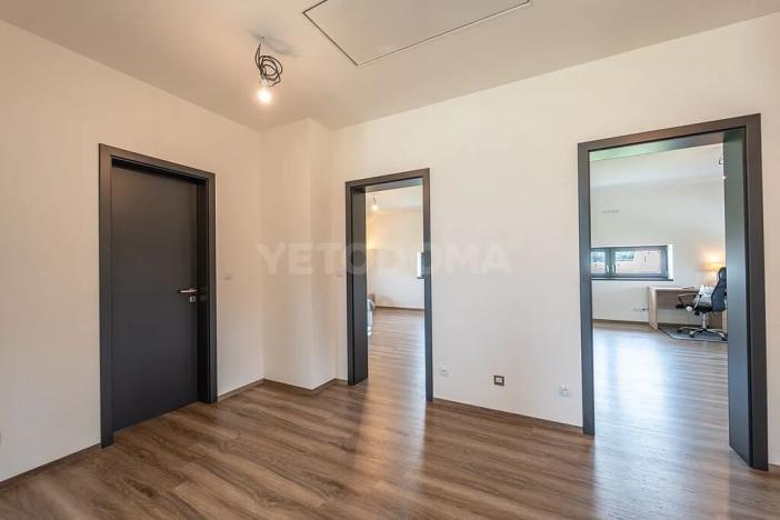 Prodej rodinného domu, Kornatice, 270 m2