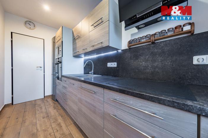 Prodej bytu 3+1, Neveklov, Rákosníkova, 68 m2