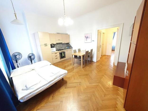 Pronájem bytu 2+kk, Praha - Nové Město, Ostrovní, 43 m2