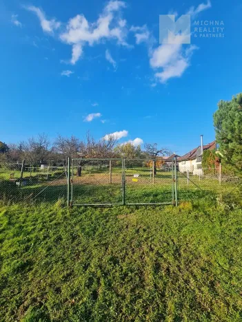 Prodej pozemku pro bydlení, Moravany, K Pegasu, 2036 m2