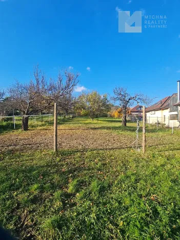 Prodej pozemku pro bydlení, Moravany, K Pegasu, 2036 m2