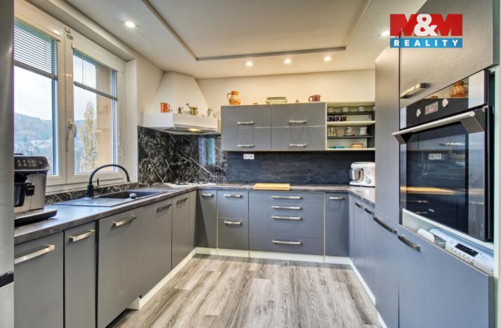 Prodej bytu 4+1, Klášterec nad Ohří, Topolová, 75 m2