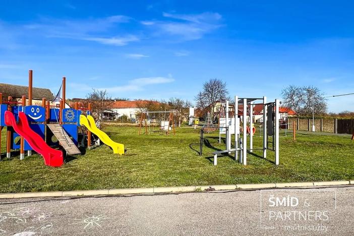 Prodej pozemku pro bydlení, Krakovany, 752 m2