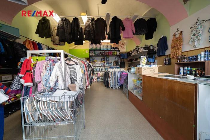 Prodej činžovního domu, Staré Město, nám. Osvobození, 444 m2