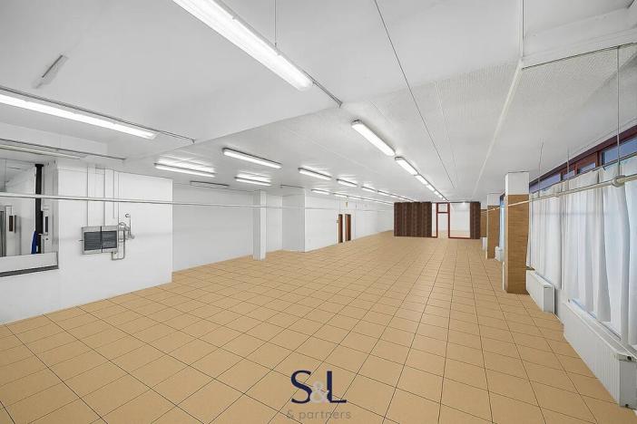 Prodej výrobních prostor, Nový Bor, Hálkova, 650 m2