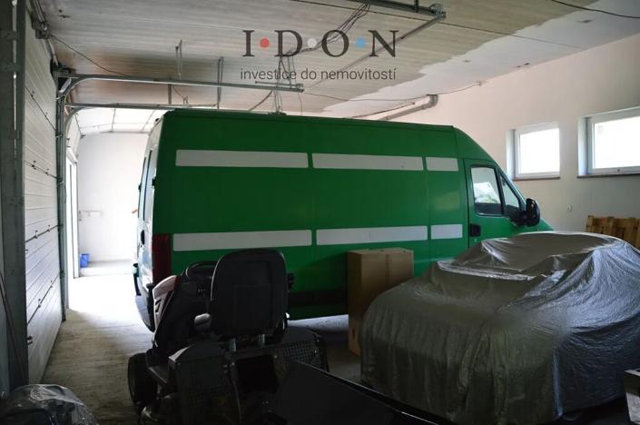 Pronájem garáže, Třinec, 200 m2