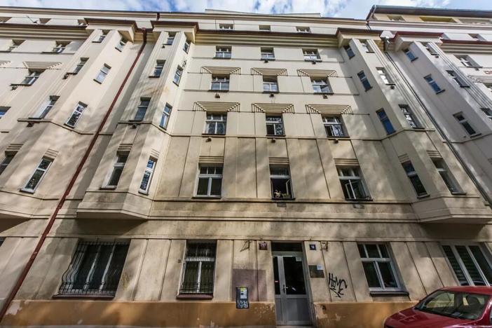 Pronájem bytu 2+kk, Praha - Košíře, Pod Kavalírkou, 43 m2