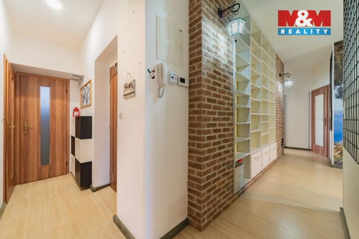 Prodej bytu 3+1, Karlovy Vary, Příčná, 76 m2