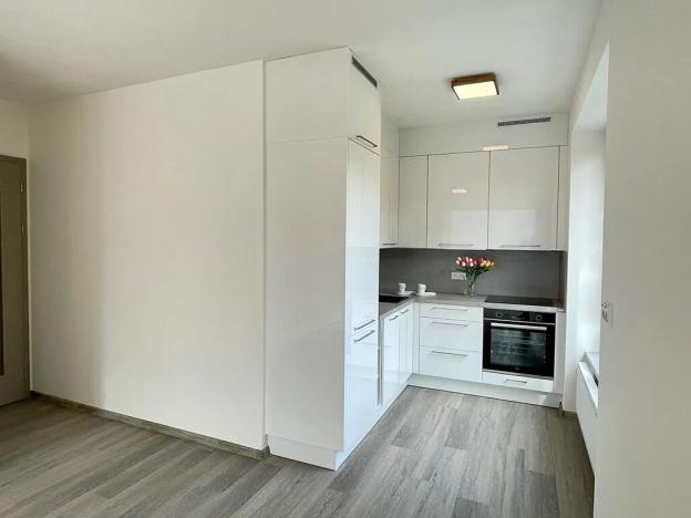 Pronájem bytu 2+kk, Kolín, 5. května, 51 m2