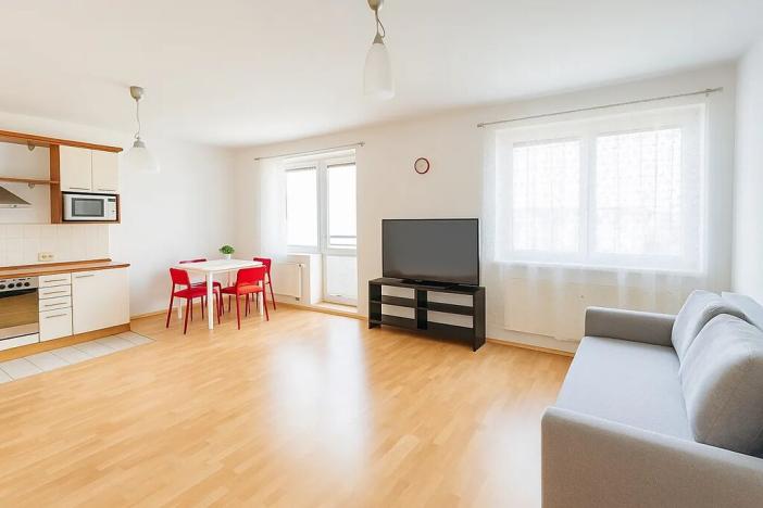 Pronájem bytu 1+kk, Praha - Horní Měcholupy, Padovská, 41 m2