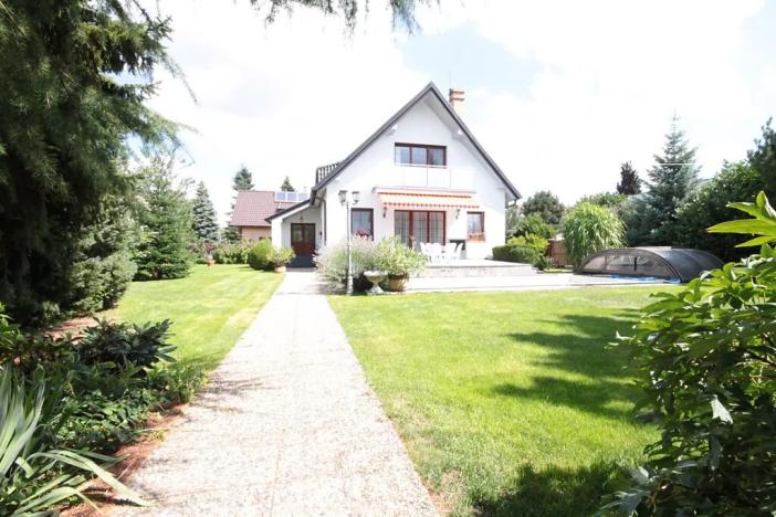 Pronájem rodinného domu, Praha - Suchdol, Havraní, 253 m2