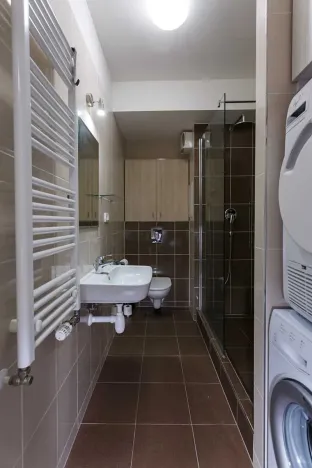 Prodej bytu 2+kk, Praha - Kyje, Farkašova, 48 m2