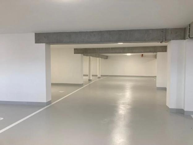 Pronájem garážového stání, Praha - Žižkov, Na rovnosti, 15 m2