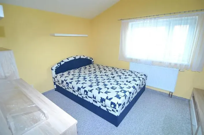 Pronájem bytu 2+kk, Vestec, U Strouhy, 57 m2